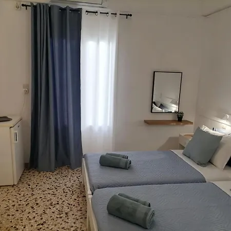 Icarus Hotel *