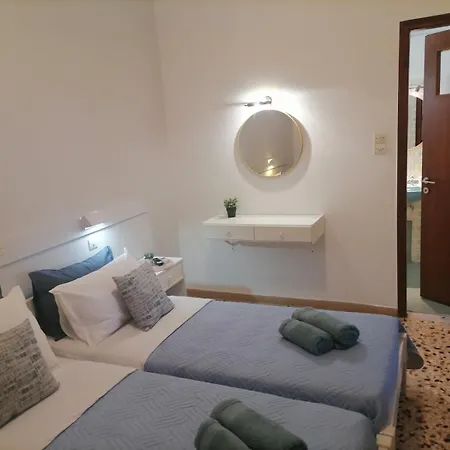 Hotel Icarus